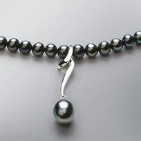 Pearl Necklace with Treated Black Freshwater 8.5- 5.0 mm Pearls