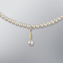 Pearl Necklace with White Freshwater 8.0-5.0 mm Pearls
