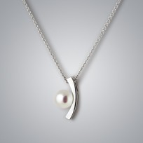 Crescent Pearl Pendant with White Freshwater 5.0-4.5 mm Pearl