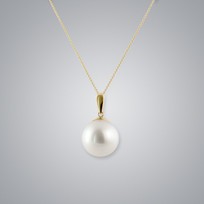 Pearl Pendant with White South Sea 13.0-12.0 mm Pearls
