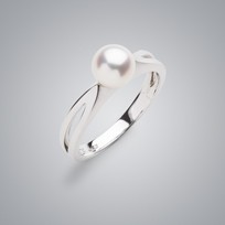Solitaire Pearl Ring with White Freshwater Pearl