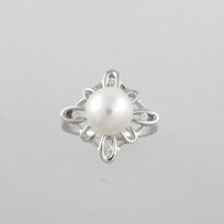 White Freshwater Pearl Ring 9.0-8.5mm, 18KW