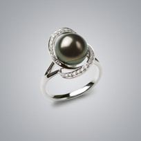 Pearl Ring with Natural Black South Sea 10.0-9.0 mm Pearl