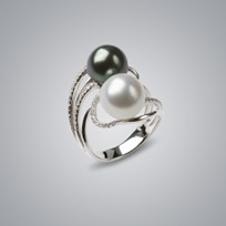 Pearl Ring with White/Natural Black South Sea 11.0-10.0 mm Pearl