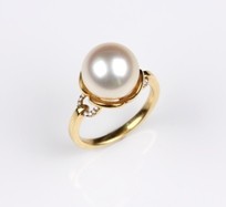 Pearl Ring with Natural Champagne South Sea 11.0-10.0 mm Pearl