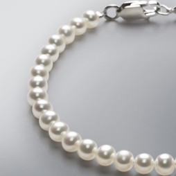 Pearl Bracelet with White Freshwater 5.5-5.0mm Pearls