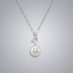 Pearl Pendant with White Freshwater 10.0-9.5 mm Pearl