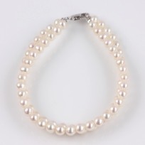White Freshwater Pearl 2 Strands Bracelet 5.5mm 18KW