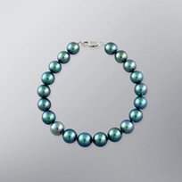 Pearl Bracelet with Treated Black Japanese Akoya 8.5-8.0 mm Pearls