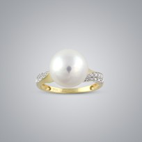 Pearl Ring with White Freshwater 10.5-10.0 mm Pearls